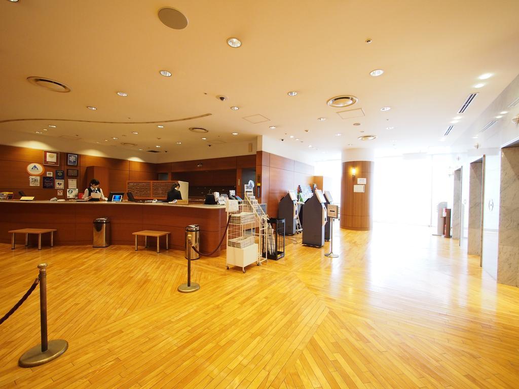 Yokohama Isezakicho Washington Hotel Екстер'єр фото