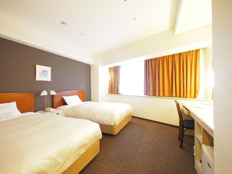 Yokohama Isezakicho Washington Hotel Екстер'єр фото